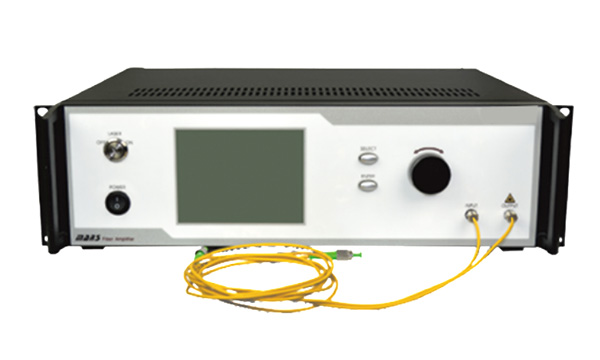 Amplificatore in fibra a frequenza singola da 2,0 µm (15-50 W, mantenimento della polarizzazione)